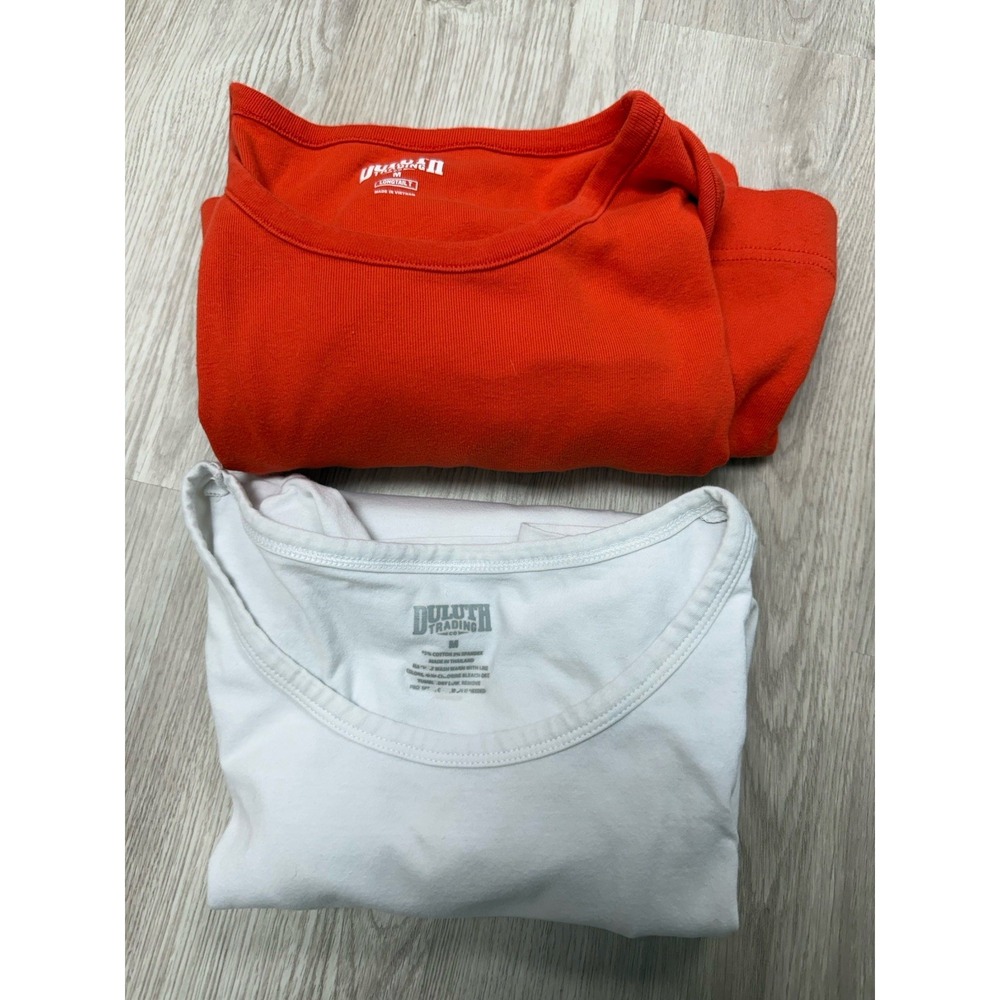Duluth Lot Of 2 Women's T-Shirts Red White Size Medium 100% Cotton Short Sleeve